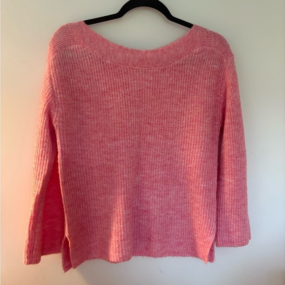 Pink Sweater - Picture 1 of 2